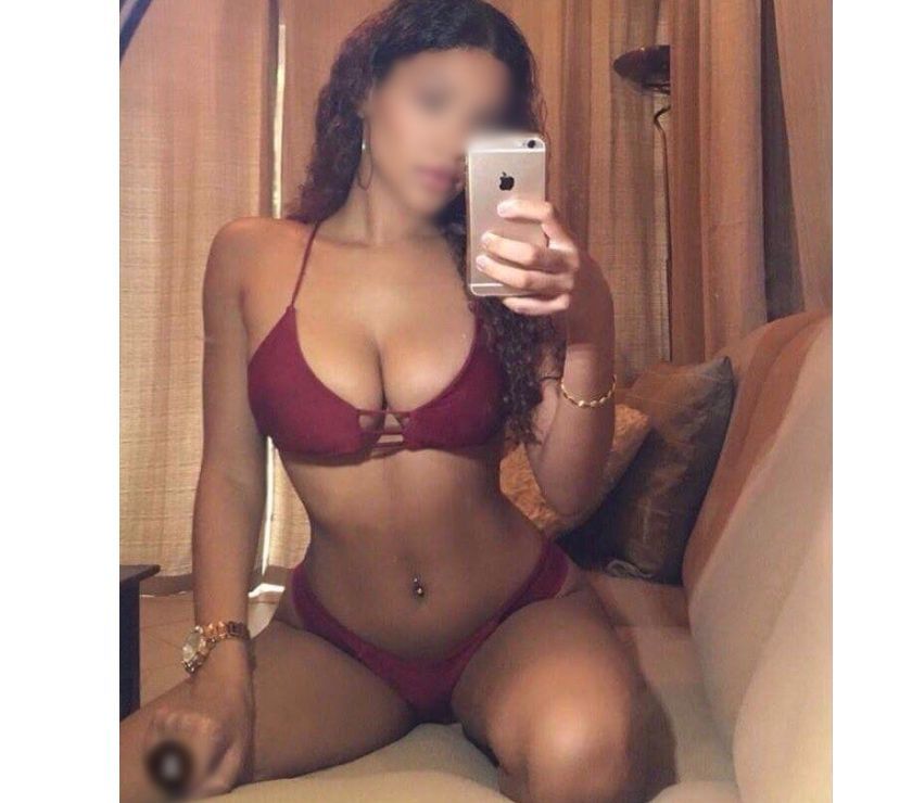 Moment super doux avec une belle espagnol
